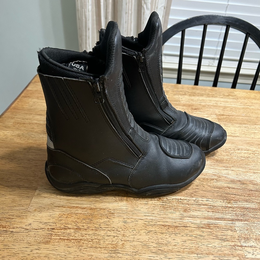Women's Black Motorcycle Boots